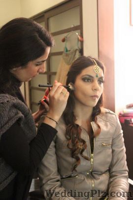 Makeup and Styling by Tanya Chadha Makeup Artists weddingplz