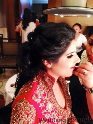 Makeup Artist Karishma Bajaj Makeup Artists weddingplz