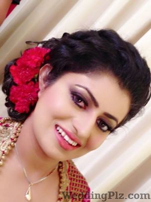 Makeup Artist Karishma Bajaj Makeup Artists weddingplz