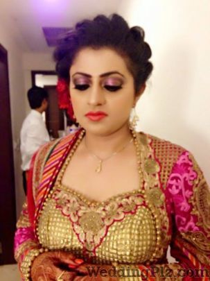 Makeup Artist Karishma Bajaj Makeup Artists weddingplz