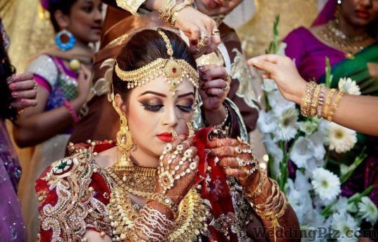 Makeup Artist Karishma Bajaj Makeup Artists weddingplz