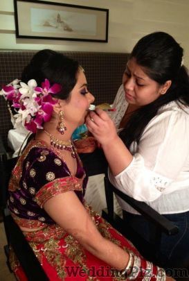 Makeup Artist Karishma Bajaj Makeup Artists weddingplz