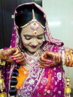 Vaishali Mahendru Makeup Artist Makeup Artists weddingplz