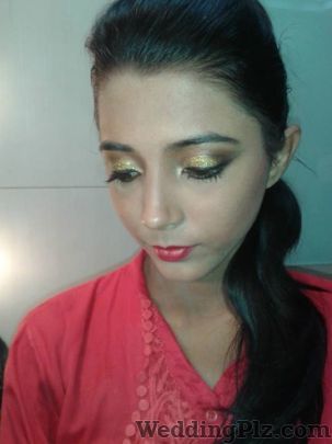 Khwaabgaah By Nazia Makeup Artists weddingplz