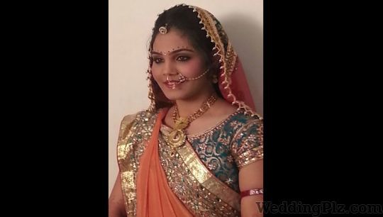 Alpa Parekh Makeup Artists weddingplz