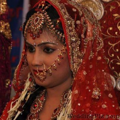 Mahendra Kharat Makeup Artist Makeup Artists weddingplz