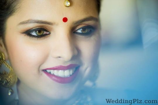 Fatima Soomar Makeup and Hair Makeup Artists weddingplz