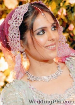 Dimple Bathija Makeup Artist Makeup Artists weddingplz