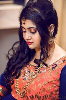 Kareizma Makeup and Hair Makeup Artists weddingplz