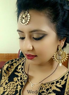 Maya R Mehta Makeup Artis Makeup Artists weddingplz
