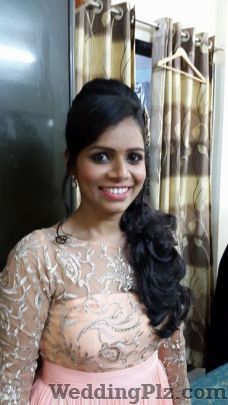Parisha Shetty Makeup Artist Makeup Artists weddingplz