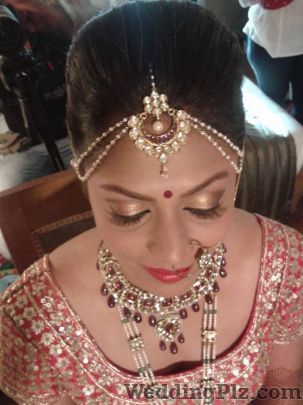 Sanjana Bandesha Makeup n Hair Concepts Makeup Artists weddingplz