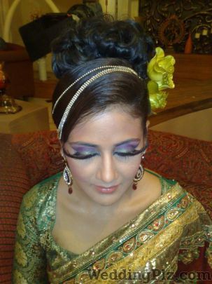 Zubair Shaikh Makeup Artist Makeup Artists weddingplz
