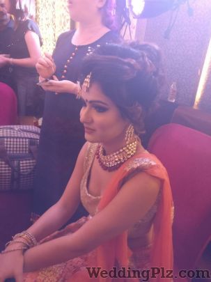 Blushed by Sanjona Kukreja Makeovers Makeup Artists weddingplz