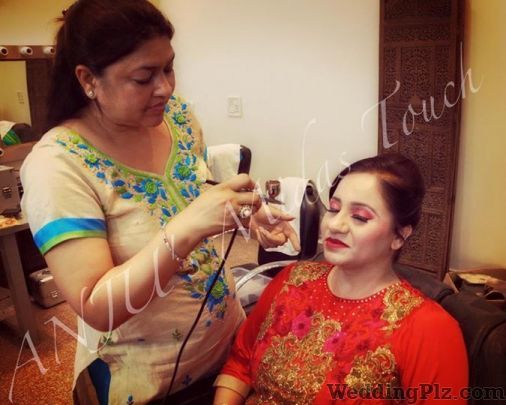 Anjus Midas Touch Makeup Artists weddingplz