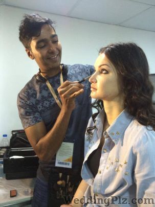 Make Over by Anuj Dogra Makeup Artists weddingplz