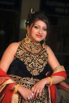 Styles By Manju Rawat Makeup Artists weddingplz