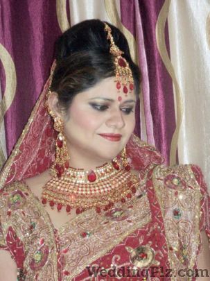 Sea of Radiant Makeup Artists weddingplz