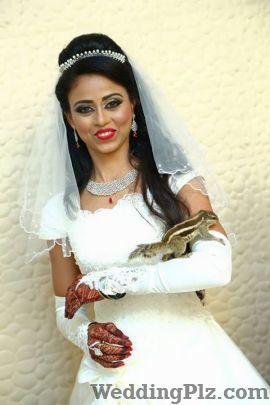 Dipti Gupta Makeup and Hair Makeup Artists weddingplz