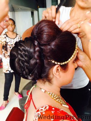 Kehlebek Hair and Makeup Studio Makeup Artists weddingplz