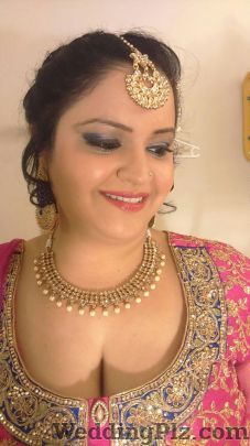 Manshi Makeup Creation Makeup Artists weddingplz