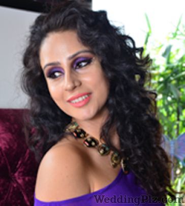 Prerna Khullar Makeup Artist Makeup Artists weddingplz