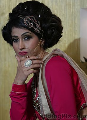 Headmaster Salon Pvt Ltd Makeup Artists weddingplz