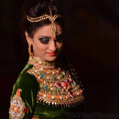 Fahimeh Makeup Studio Makeup Artists weddingplz