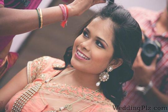 Makeup Artists Lekha and Meghana Makeup Artists weddingplz