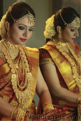 Manjeet Khehra Makeup Artsit Makeup Artists weddingplz