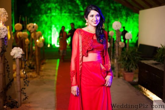 Yani Shrivastava Makeup Artist Makeup Artists weddingplz