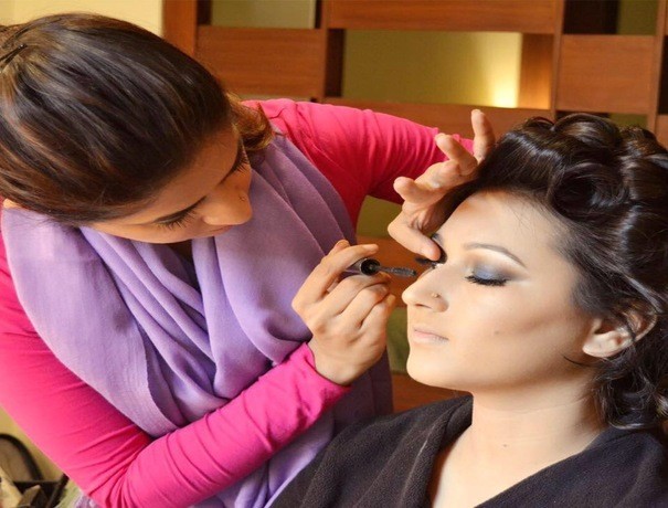 Tanvi Kochar Makeup and Hair Makeup Artists weddingplz