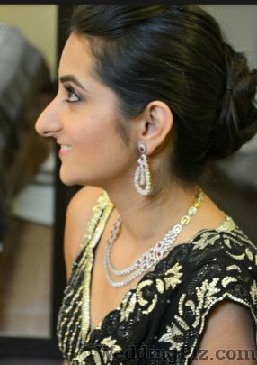 Rashi Sobti Makeup Makeup Artists weddingplz