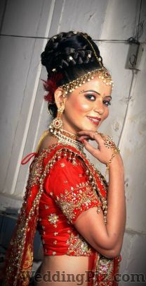 Sahiba Makeup Artist Makeup Artists weddingplz