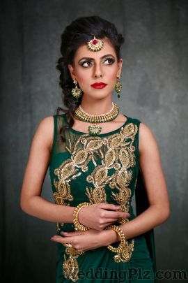 Priyam Nathani Makeup Artist Makeup Artists weddingplz