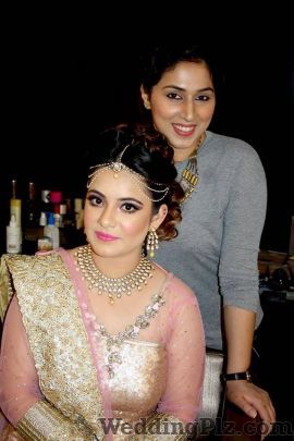 Priyam Nathani Makeup Artist Makeup Artists weddingplz
