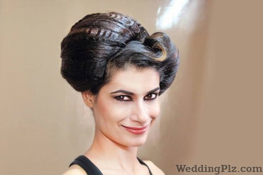 MakeUp and Hair by Yogita Adhikari Makeup Artists weddingplz