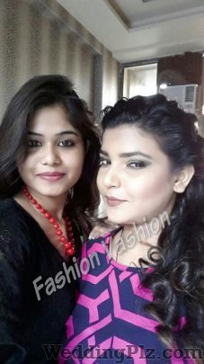 Fashion Vashion by Tanvi Singhal Makeup Artists weddingplz