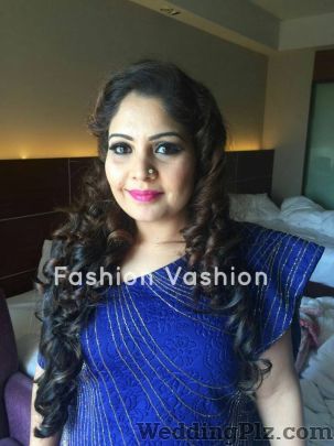 Fashion Vashion by Tanvi Singhal Makeup Artists weddingplz