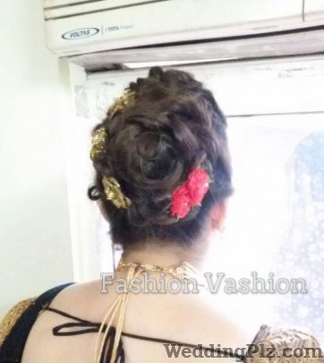 Fashion Vashion by Tanvi Singhal Makeup Artists weddingplz