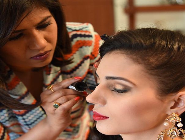 Urbanista Makeup Makeovers Makeup Artists weddingplz