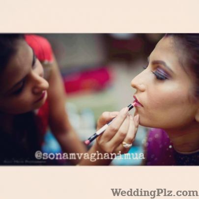 Sonam Vaghani MUA Makeup Artists weddingplz
