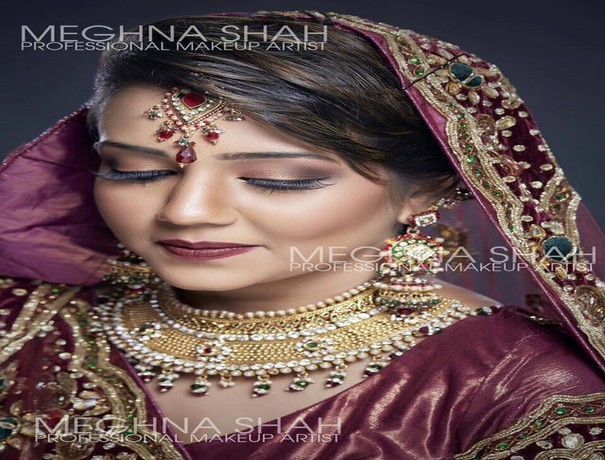 Meghna Shah Professional Makeup Artist Makeup Artists weddingplz