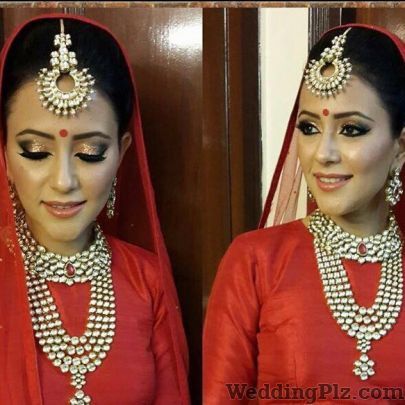 Nidhi Makeup Artist Makeup Artists weddingplz