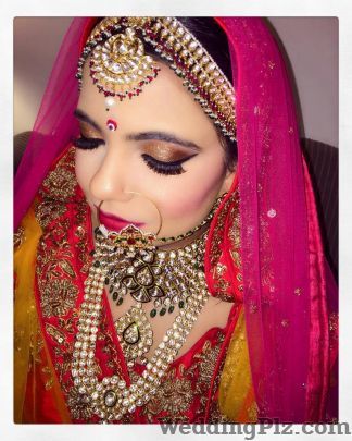 Makeup Love by Rehat Makeup Artists weddingplz