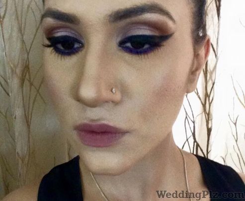 Makeup Love by Rehat Makeup Artists weddingplz