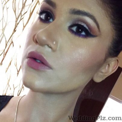 Makeup Love by Rehat Makeup Artists weddingplz