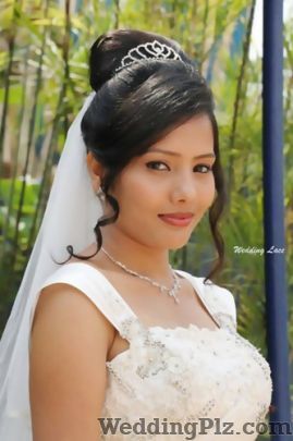 Wedding Lace Makeup Artists weddingplz