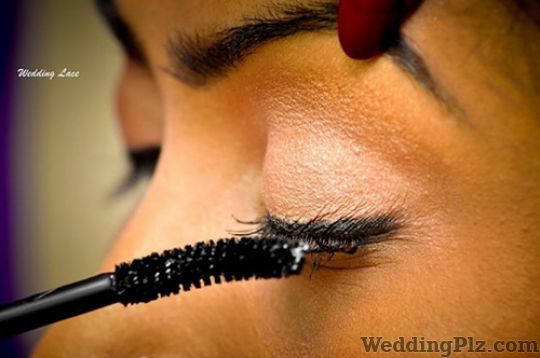 Wedding Lace Makeup Artists weddingplz