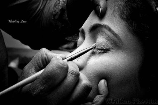 Wedding Lace Makeup Artists weddingplz